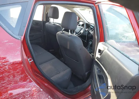 2019 Ford Fiesta St Line z USA, uszkodzony, nr VIN 3FADP4DJ4KM117173